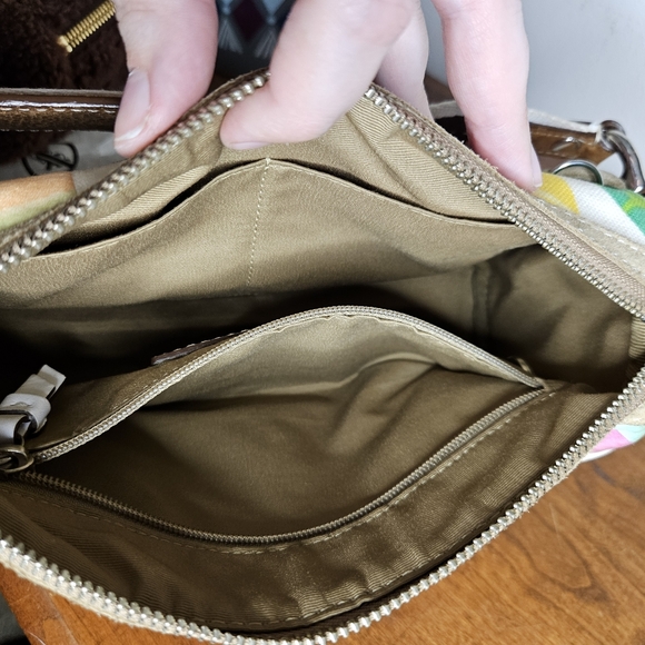 Limited Edition Coach Hampton Patchwork Y2K Small Bag - Picture 8 of 9